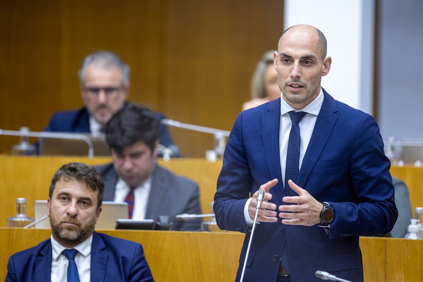 Proposta do PS/Açores para criar Fundo de Desenvolvimento de Rotas Aéreas aprovada para ser debatida com urgência em Maio